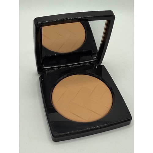 Bobbi Brown Vitamin Enriched Pressed Finishing Powder Neutral 0.28Oz/8g - Picture 4 of 5