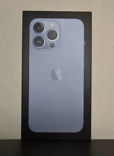 iPhone 13 Pro Sierra Blau