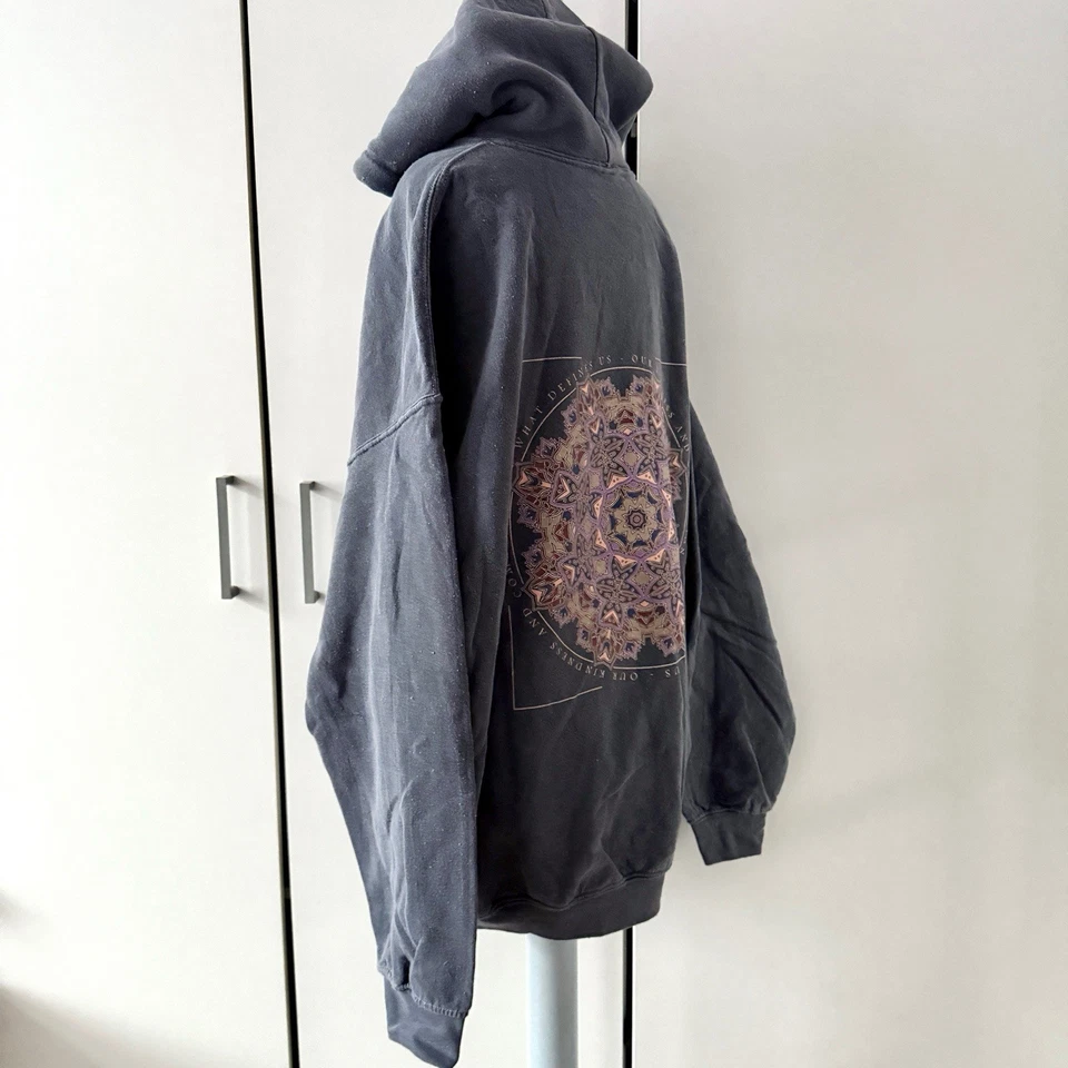Urban Outfitters Hoodie Hoody Size L Mandala Back Print Graphic Casual - Image 4 of 4