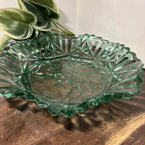 Vintage Federal Green Depression Glass 11" Fruit Bowl