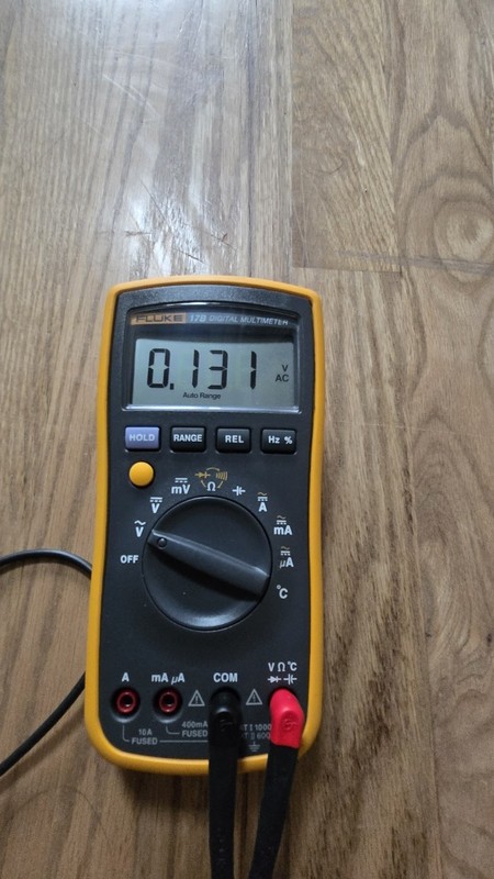 Fluke 17B - Digital Multimeter (1000V/10A) with Temperature and Frequency