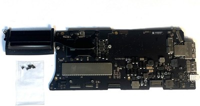 Apple MacBook Pro A1502 Hauptplatine Mainboard Intel i5 2,7Ghz 8GB 820-4924-A