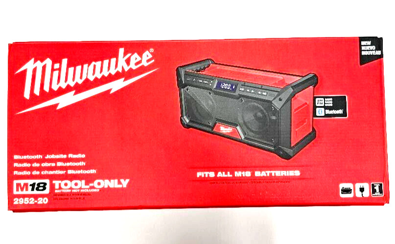 NEW IN BOX Milwaukee 2952-20 Radio 18 Volt M18 Cordless, Corded
