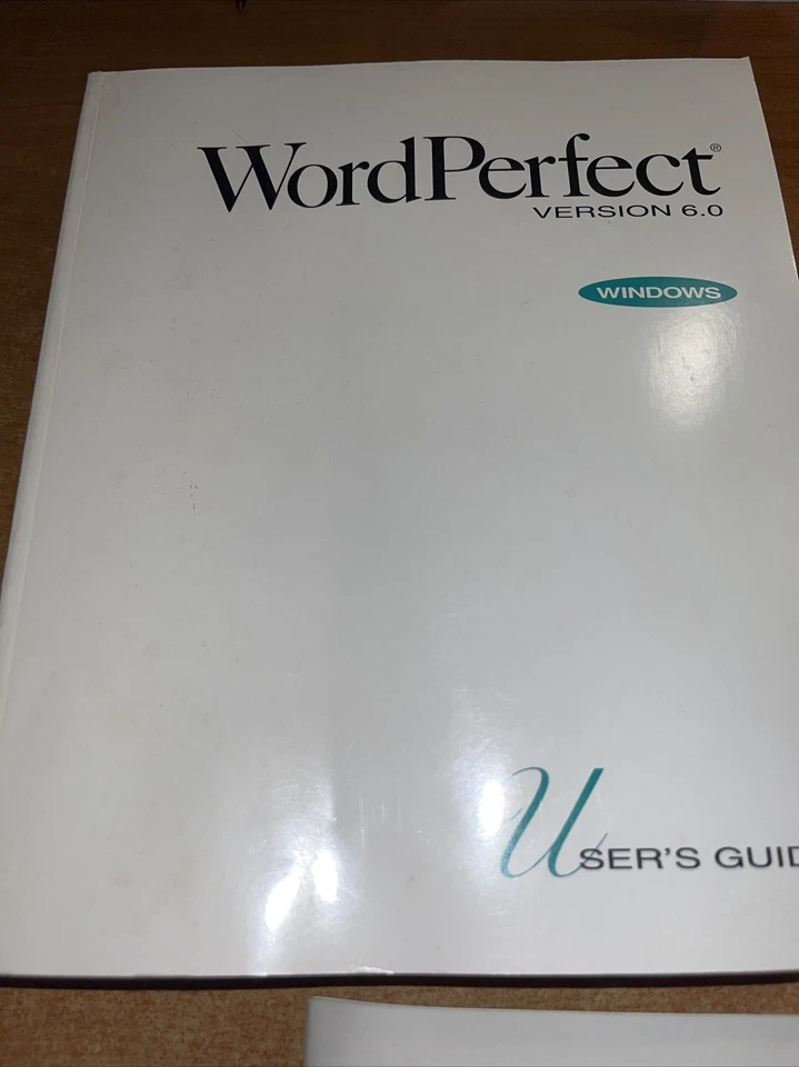 Vintage 1994 WordPerfect Complete Version 6.0A DOS/Windows Manual License Disks - Image 2 of 4