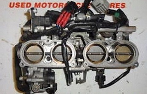 YAMAHA FZ1 FZ1S FAZER 1000 2006 2007 2008:THROTTLE BODIES:USED MOTORCYCLE PARTS - Picture 1 of 1