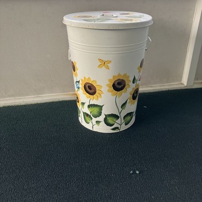 Floral Tin Bin