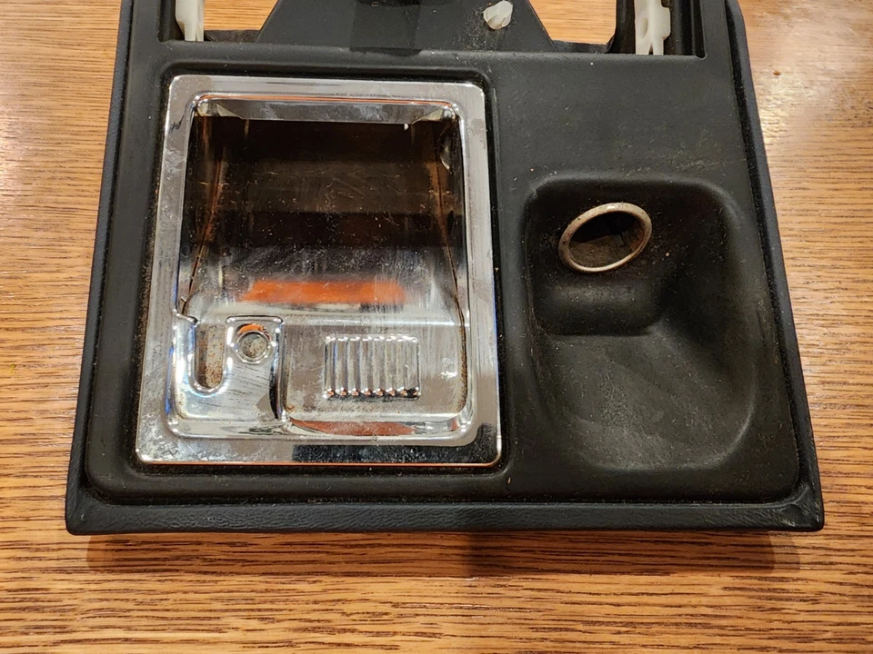 1980-1985 OLDSMOBILE Olds Delta 88 98 CUSTOM CRUISER Ash Tray Dark Blue OEM - Image 2 of 4