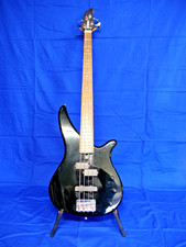 Yamaha E-Gitarre schwarz mit Holzgriff