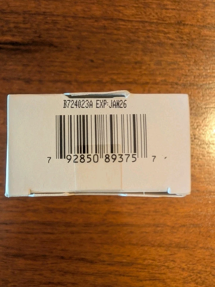 Burt's Bees BB Cream FPS 15 loción tintada ligera/media 1,7 oz - 98,9 % natural Foto 4 de 4