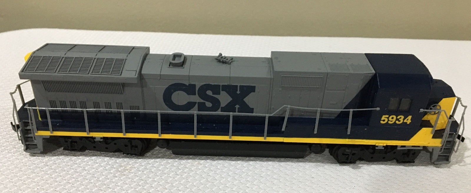 Vintage HO WALTHERS TRAINLINE 931-161 GE DASH 8 40B CSX # 5934 | eBay