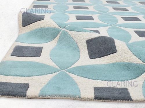 Handmade wool moroccan rug – modern geometric design in light blue & gray - Picture 3 of 9