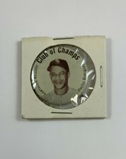 1952 Hawthorn-Mellody Chicago White Sox Pins Hector Rodriguez 120E
