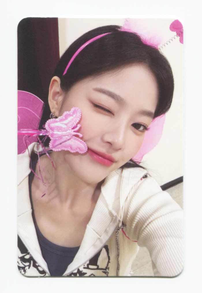 ☆値下げ☆ビビ ペンサ MAKESTAR サイン トレカ loossemble