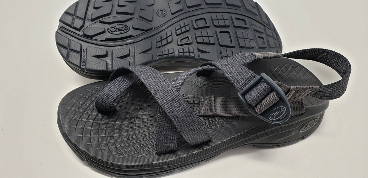 CM2 New Chaco Z/Volv 2 Sandal Water Trail River Beach Men 9 