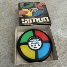 Vintage SIMON Memory Game by MILTON BRADLEY With Original Box