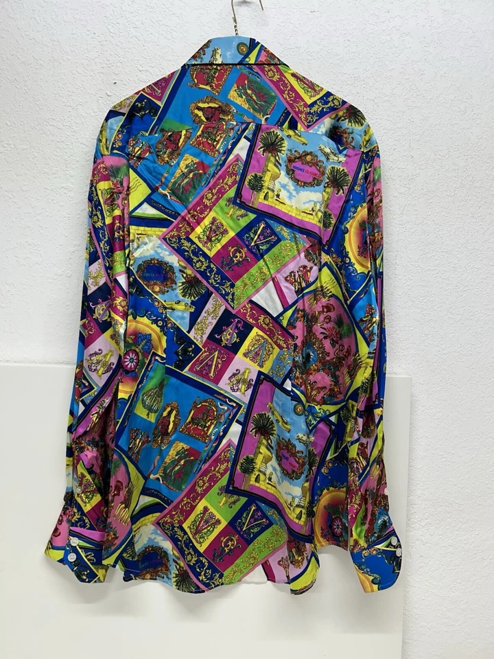 Camisa barroca clásica de seda Versace vintage - estampado multicolor, talla 15 1/2 (39) Foto 2 de 4