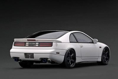 ignition model 1/18 Nissan Fairlady Z (Z32) 2by2 White