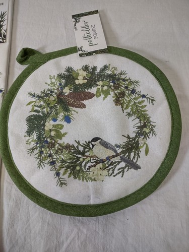 Giftcraft "Hello Winter" Tea Towel & Potholders Set Christmas Chickadee - Picture 3 of 10