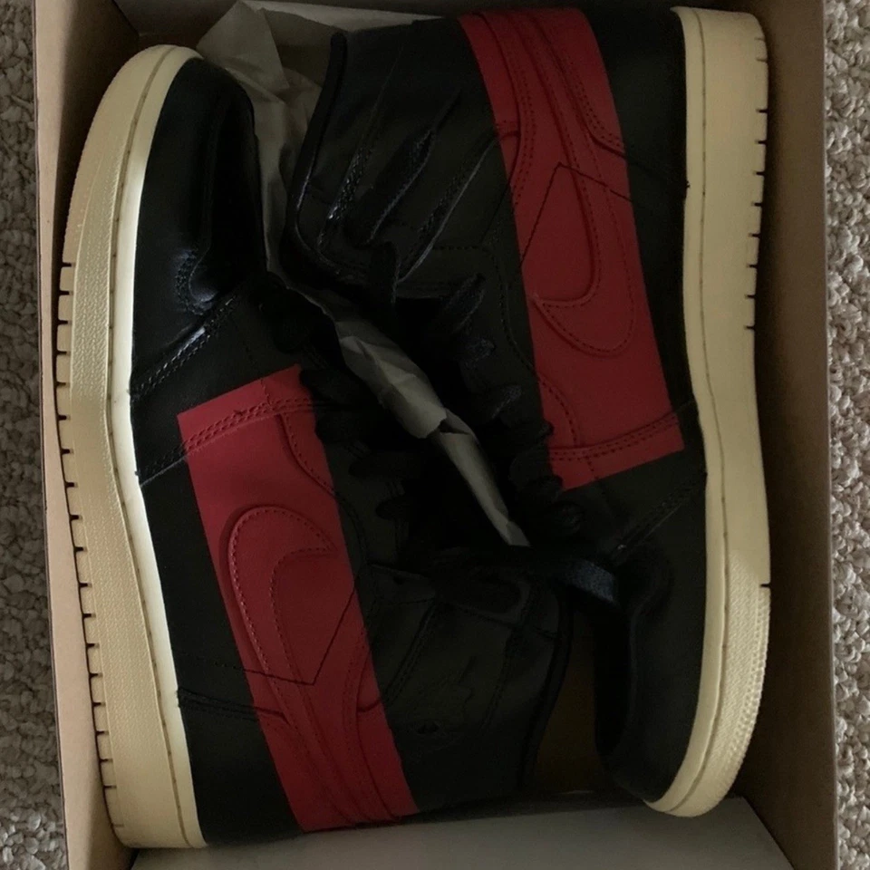 Zapatillas Air Jordan 1 Retro High OG Defiant "Couture" Foto 4 de 4