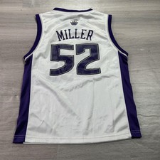 VTG Sacramento Kings 52 Miller Jersey Youth Medium Purple NBA Basketball Reebok