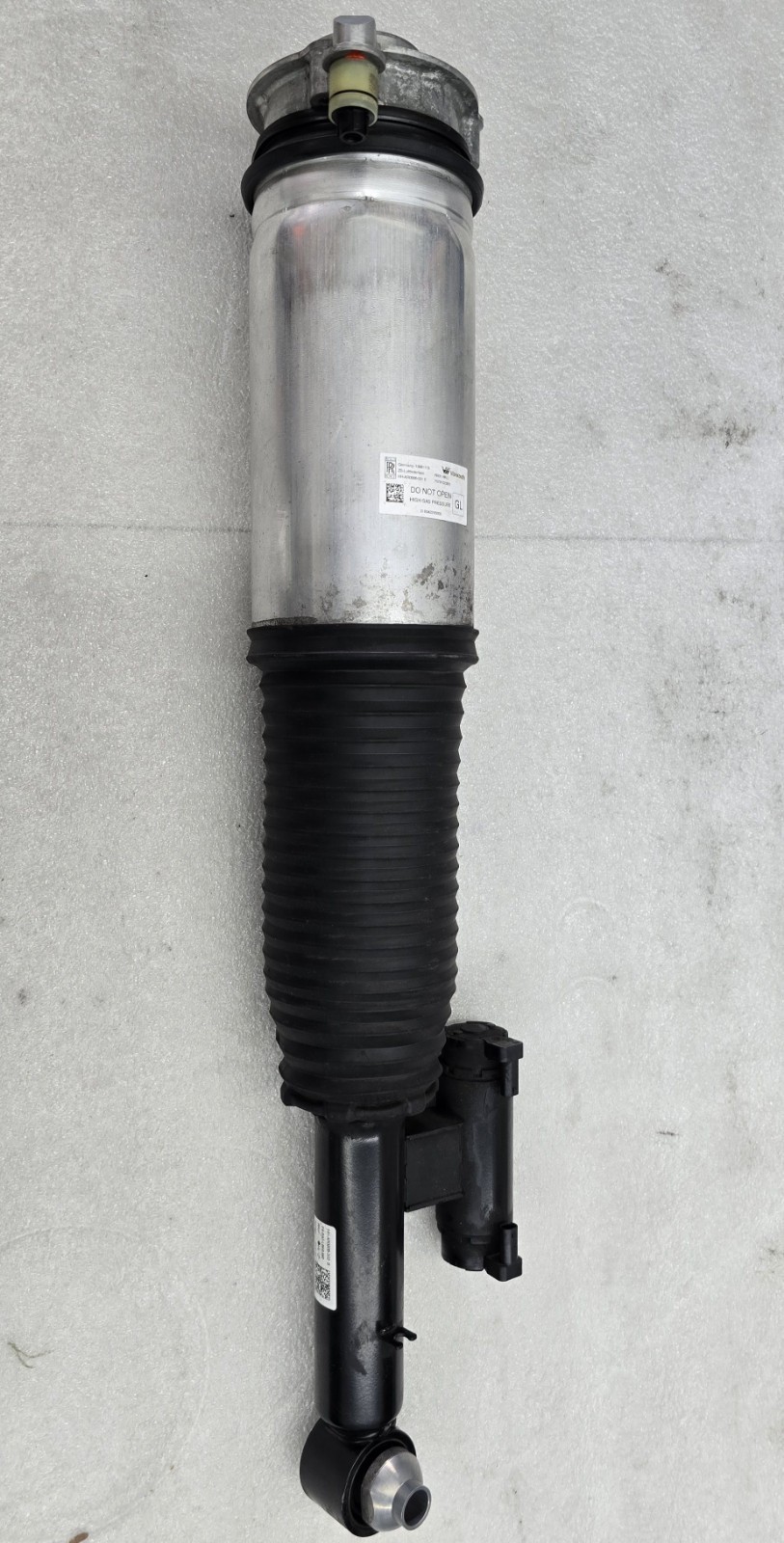 18-24 Rolls Royce Cullinan RR31 Rear Left Driver Strut Shock Absorber Air Bag 44