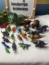 Lot of 22 Triceratops Dinosaur Figures Mixed Sizes Learning Curve  Minis