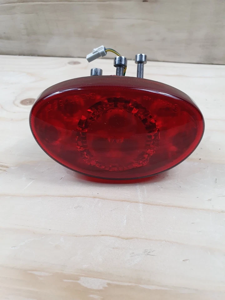 TRIUMPH STREET CUP / SCRAMBLER / TWIN luz trasera trasera / luz trasera T2702060 Foto 4 de 4