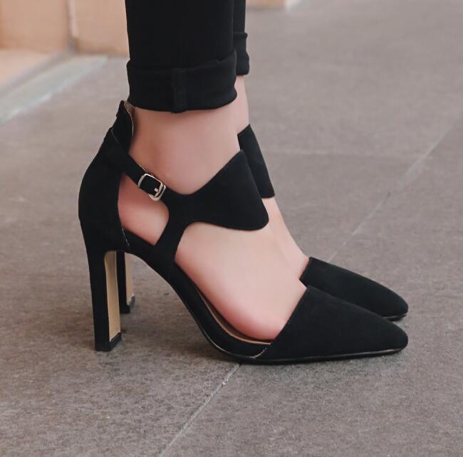 Womens fetish style british or european pointed toes, lily munster yvonne decarlo