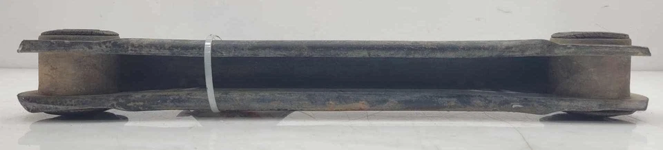 84-01 Jeep Cherokee brazo de control inferior delantero lado izquierdo o derecho OEM 52001162 Foto 2 de 4
