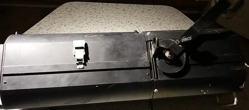 Altman Stage Lighting Co. 20 Degree Beam Spread Cat. No. 1KL6-20 1000 Watt - Image 2 of 4