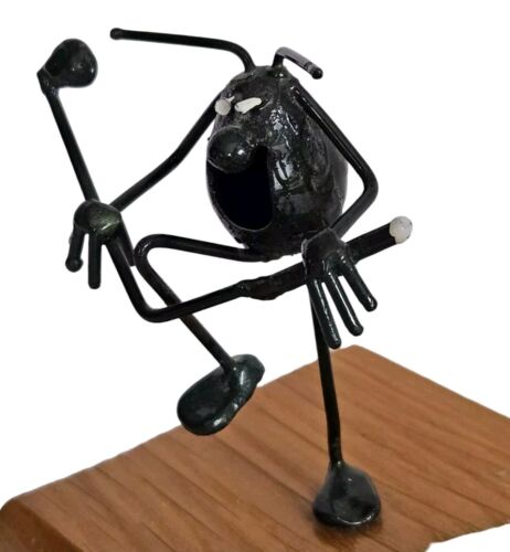 Statuina/scultura vintage pulci di sabbia legno e metallo 'Povero sport' golfista infelice - Foto 3 di 9
