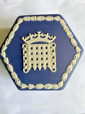 Wedgwood Cobalt Blue Jasperware Portcullis Box British Inter-Parliamentary Union
