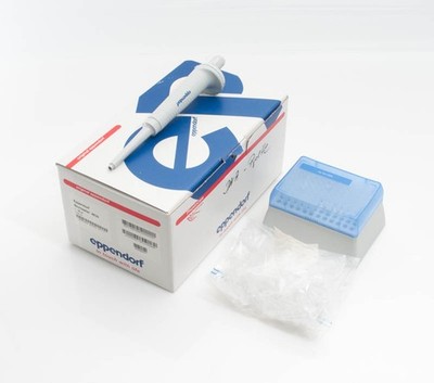 Eppendorf Research Biomaster 4830 DNA-Pipette mit 20µl Mastertips