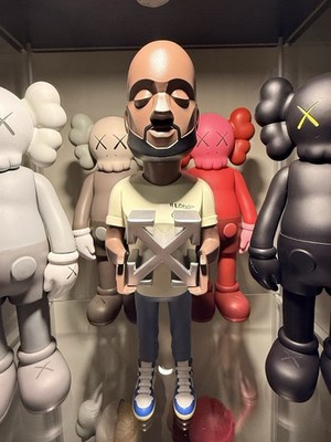 Virgil Abloh x Off-White Figure by Danil Yad. Limited edition 