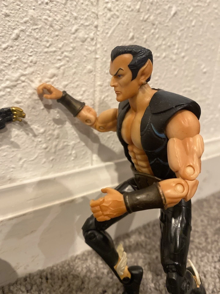Figuras de acción Marvel Legends Black Panther y Namor Foto 3 de 4