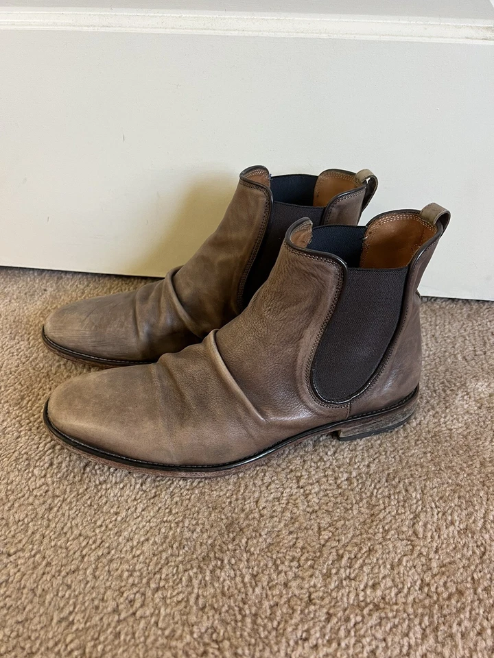 Bota Chelsea Masculina John Varvatos Fleetwood Sharpei Couro Marrom 11 MSRP: US$ 698 - Imagem 3 de 4