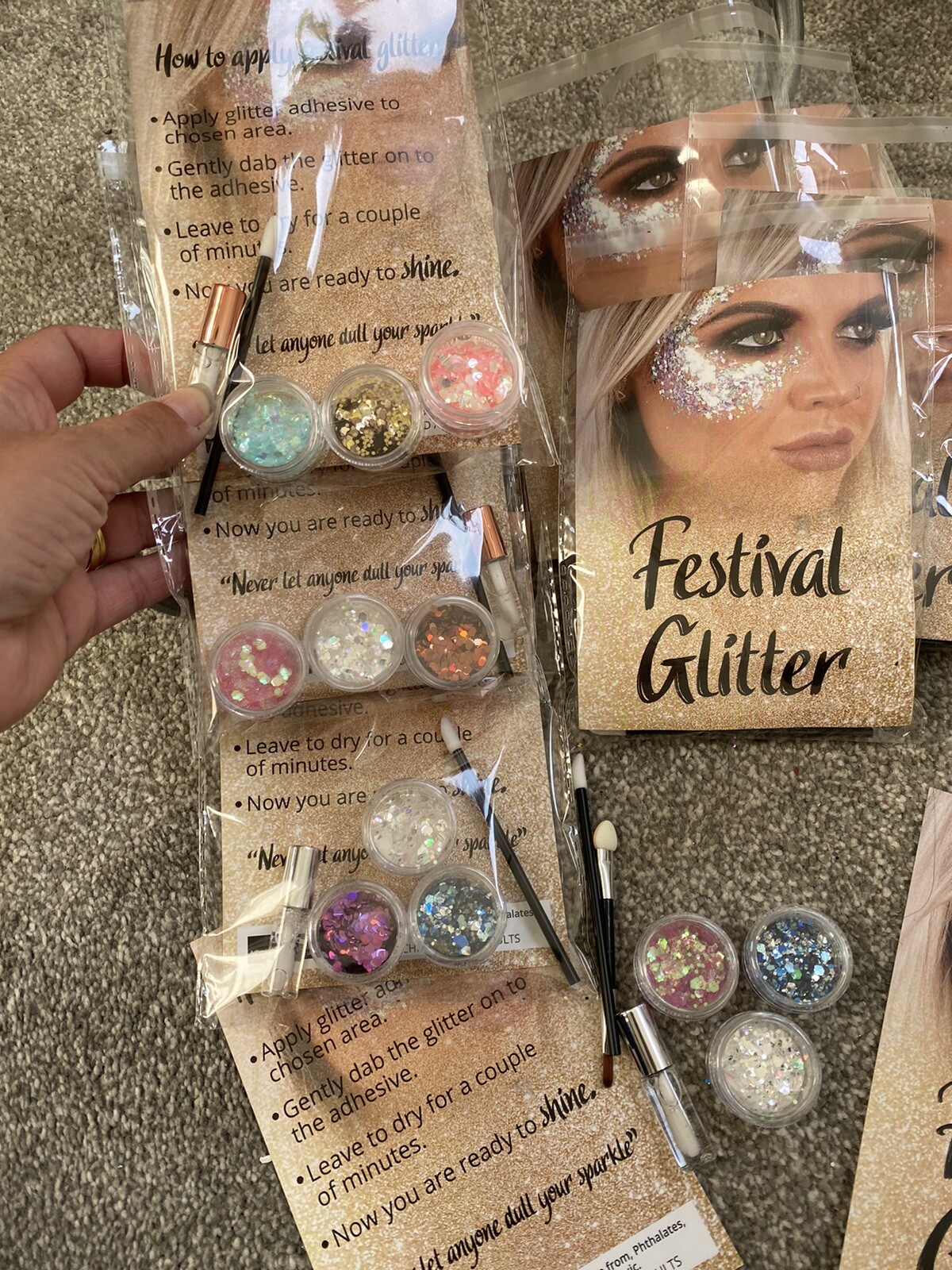 FESTIVAL GLITTER KIT + BODY ADHESIVE Grelly UK