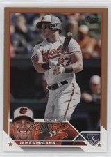 2023 Topps Update Gold /2023 James McCann #US248 1a2b