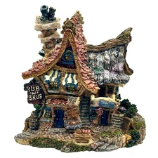 Boyds Bears Boyd's Town Village Pub N Grub Resin Figurine Collectible #19021