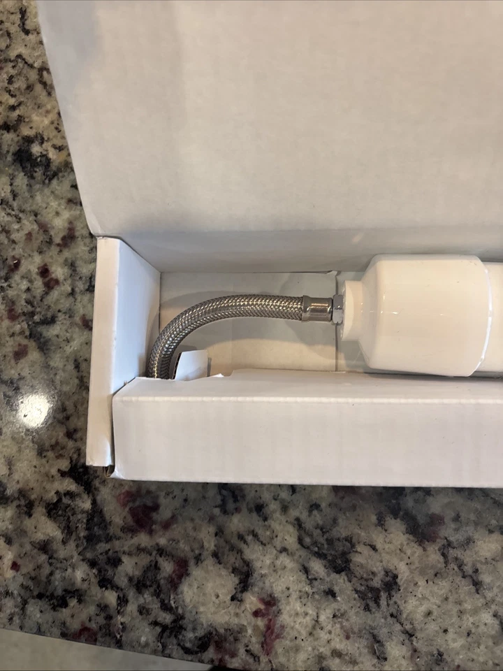 NEW! Clearly Filtered Universal Inline Fridge filter - Image 3 of 4