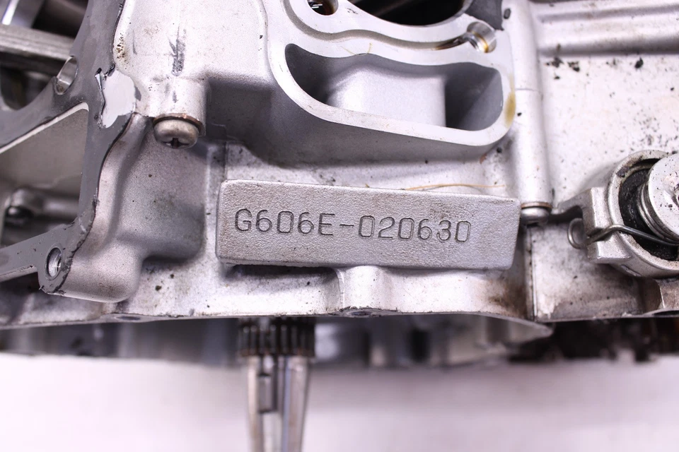 08-25 YAMAHA V STAR 250 OEM ENGINE MOTOR CRANKCASE BOTTOM END - Image 3 of 4