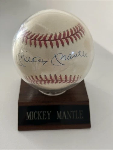 Mickey Mantle Autographed Rawlings Baseball Ball COA included
