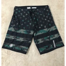 Pelagic Sharkskin Board Shorts Mens 32 Black Camo Stars Fish Flag Fishing EUC