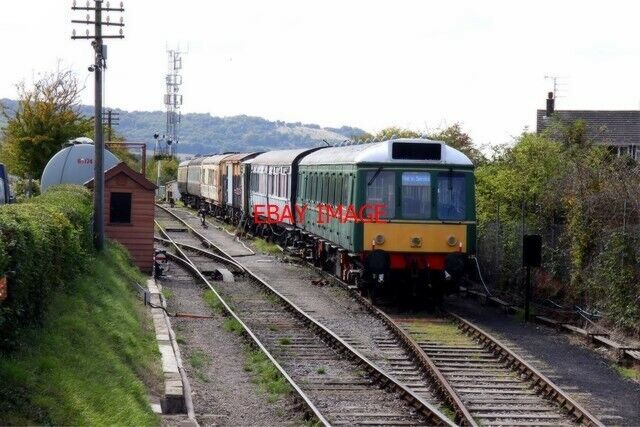 PHOTO HISTORIC ROLLING STOCK AT CHINNOR