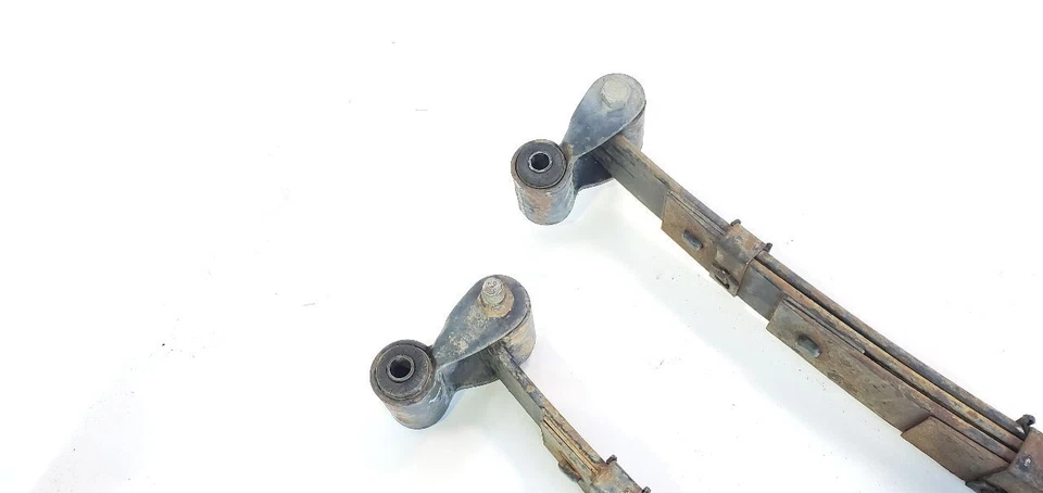1984 1991 Jeep Grand Wagoneer OEM Pair Of Rear Leaf Spring - Image 2 of 4