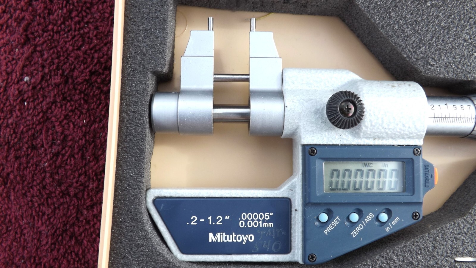 MITUTOYO *NEAR MINT!* 34571130 DIGITAL INSIDE MICROMETER! COSTS 614.