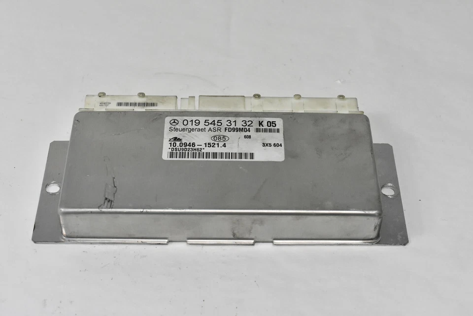 Módulo de control ABS P/N 0195453132 OEM 2000 Mercedes SLK230 R332355 Foto 3 de 4