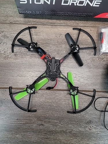 Sky Viper s1700 Stunt Drone Performance Series 2.4GHz - Picture 5 of 7