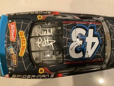 Richard Petty & Labonte 2007 autografiado Cheerios Spiderman fundido a presión y tarjetas