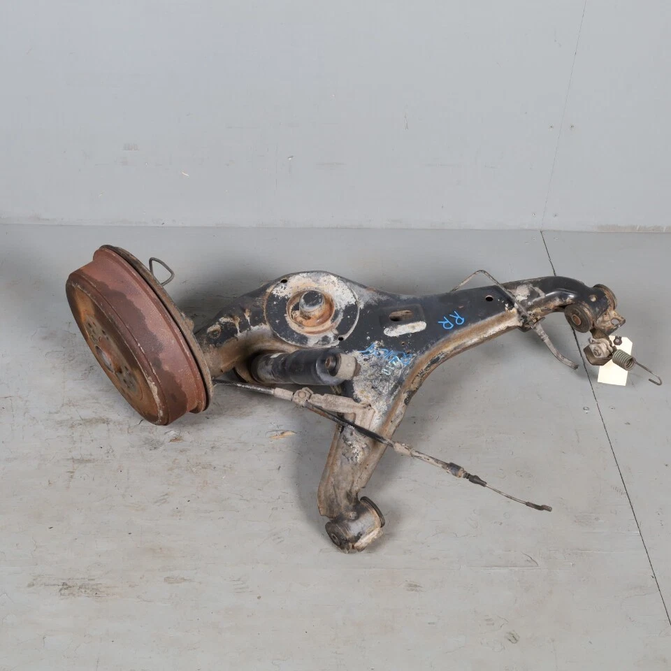 1992-1995 Volkswagen Eurovan Right Rear Trailing Control Arm 701501403F OEM Used - Image 2 of 4